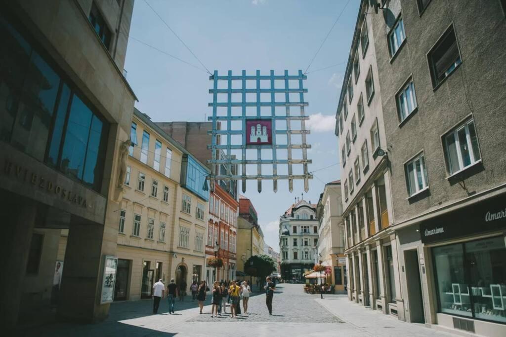 Boutique Flat In Old Town Apartment Bratislava Exterior photo