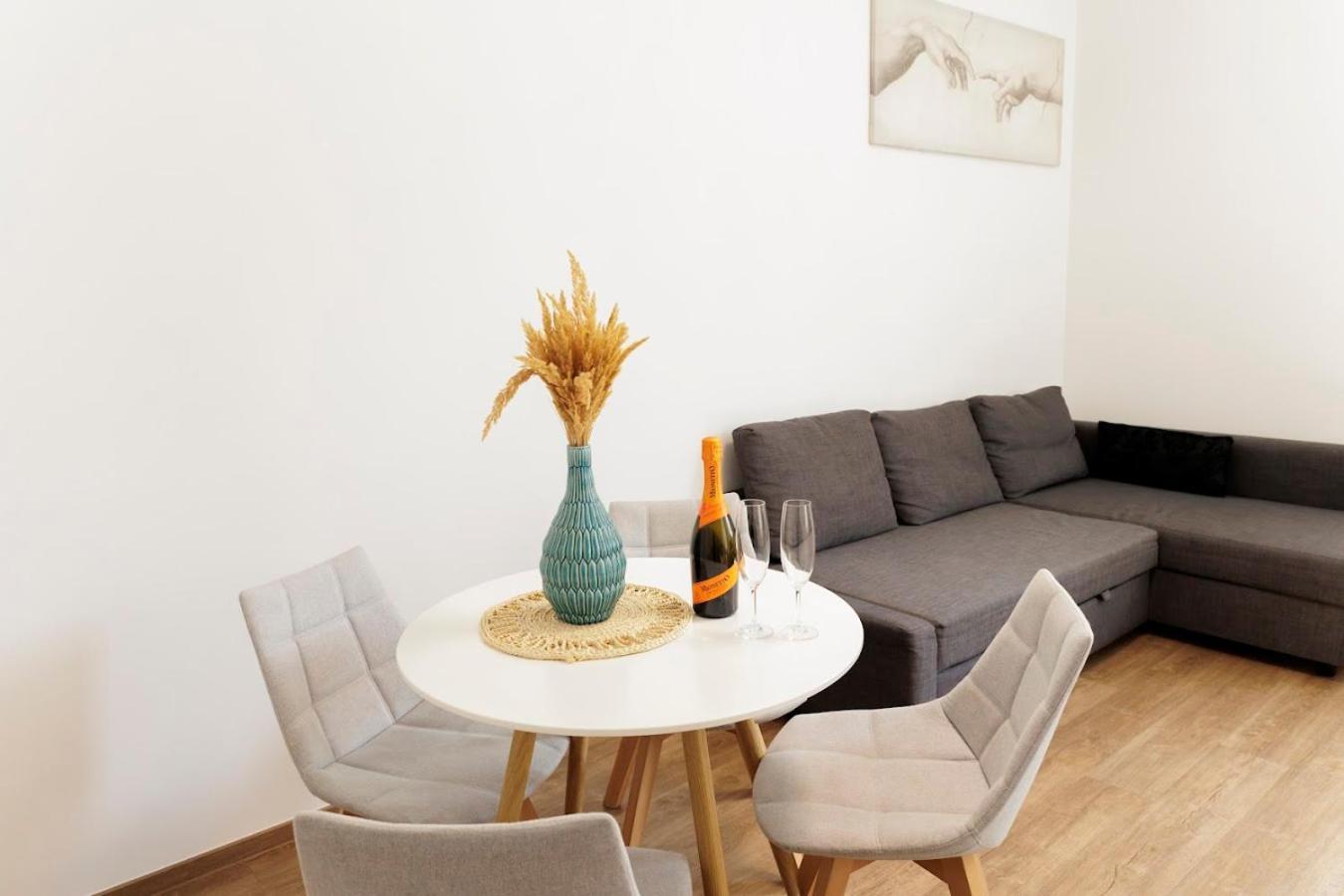 Boutique Flat In Old Town Apartment Bratislava Exterior photo