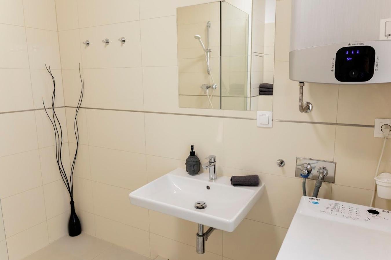 Boutique Flat In Old Town Apartment Bratislava Exterior photo